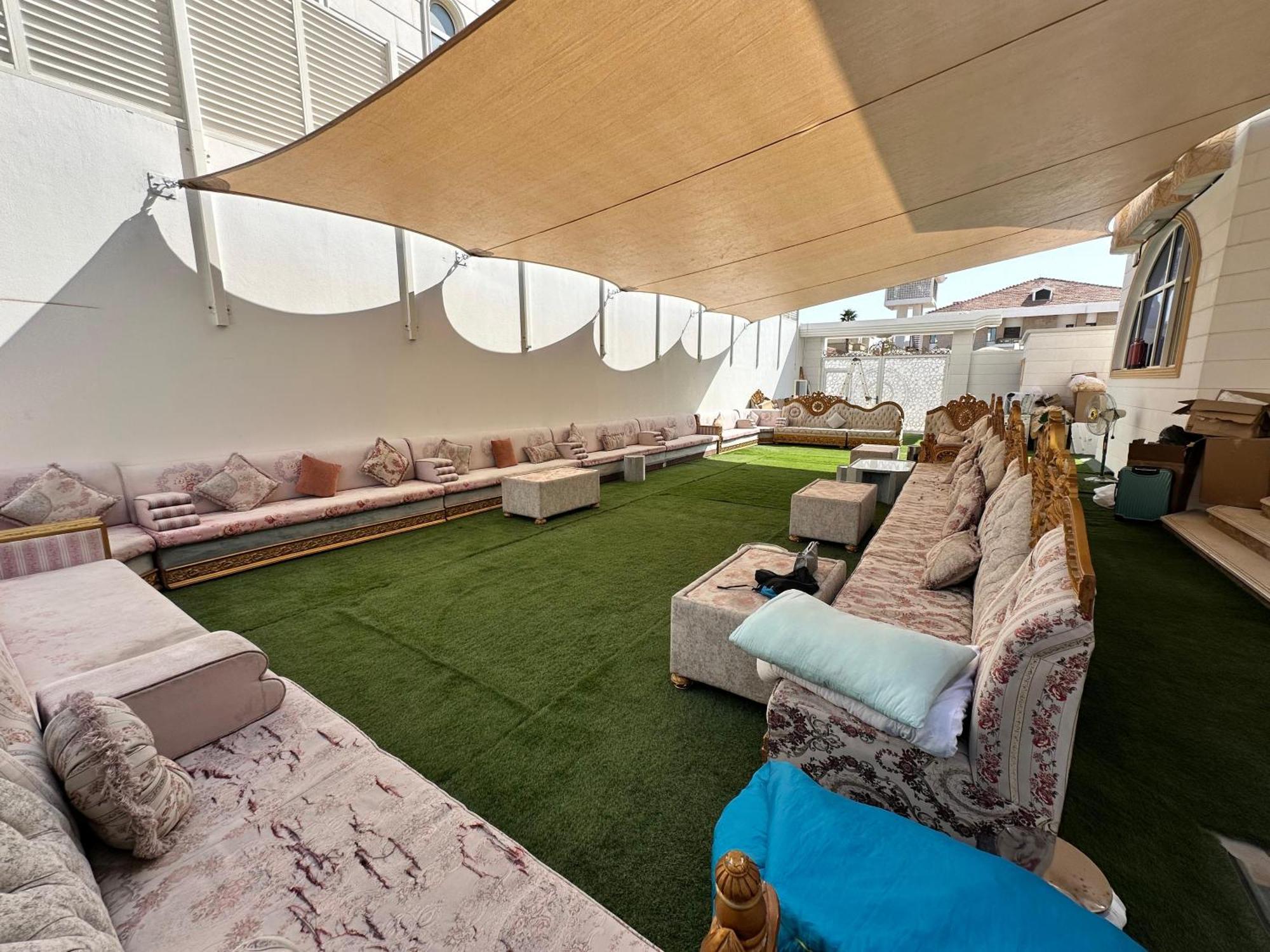International Abu-Dhabi Hostel Villa Abu Dhabi Ngoại thất bức ảnh