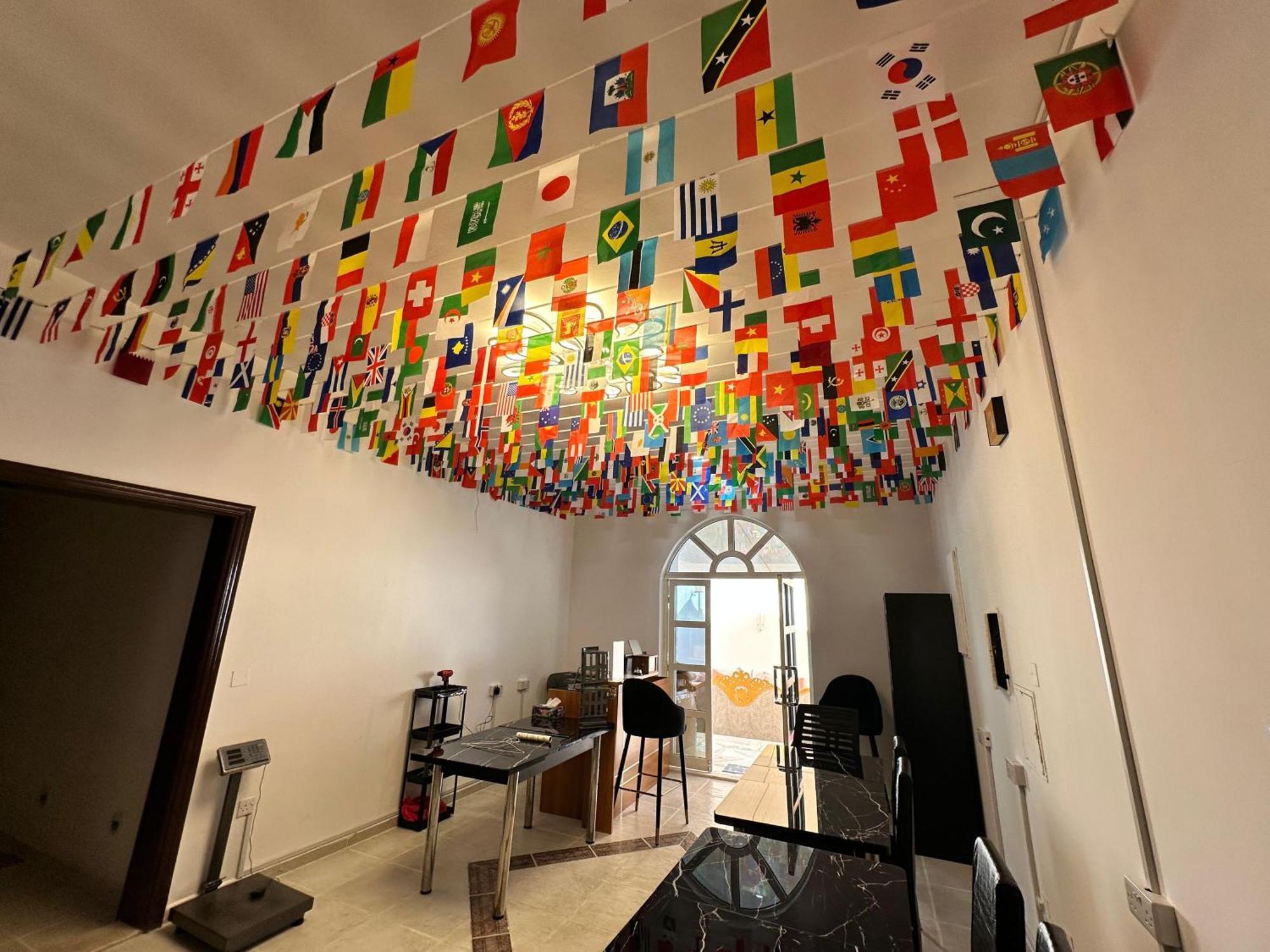 International Abu-Dhabi Hostel Villa Abu Dhabi Ngoại thất bức ảnh