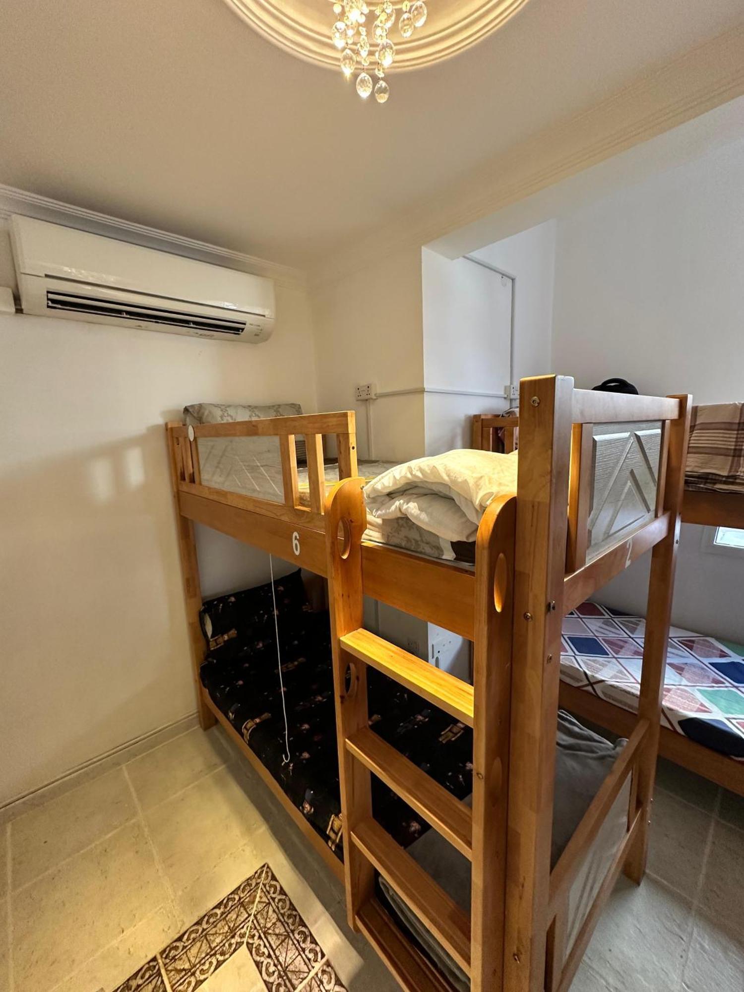 International Abu-Dhabi Hostel Villa Abu Dhabi Ngoại thất bức ảnh