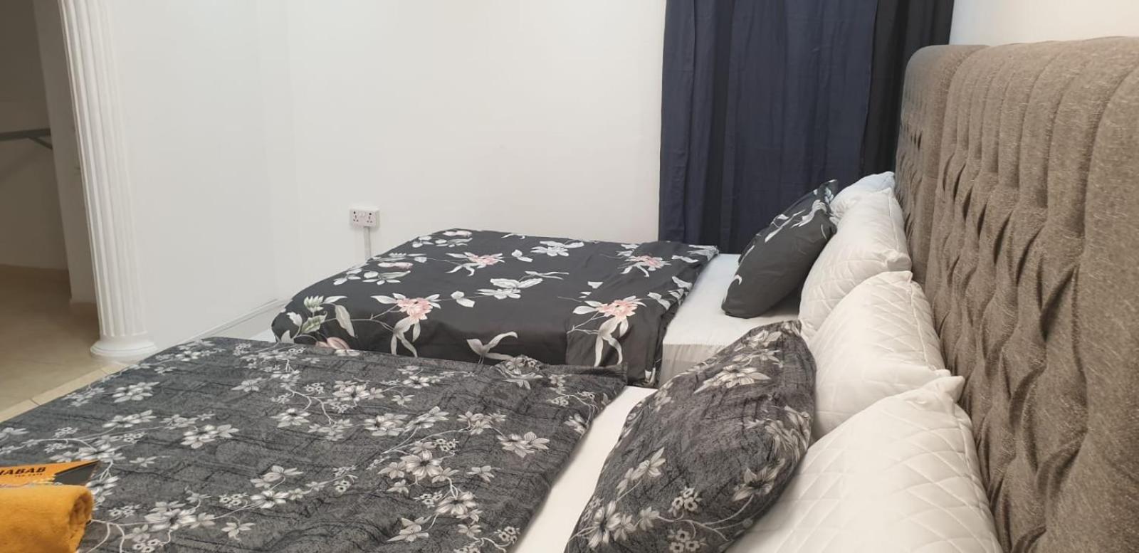 International Abu-Dhabi Hostel Villa Abu Dhabi Ngoại thất bức ảnh