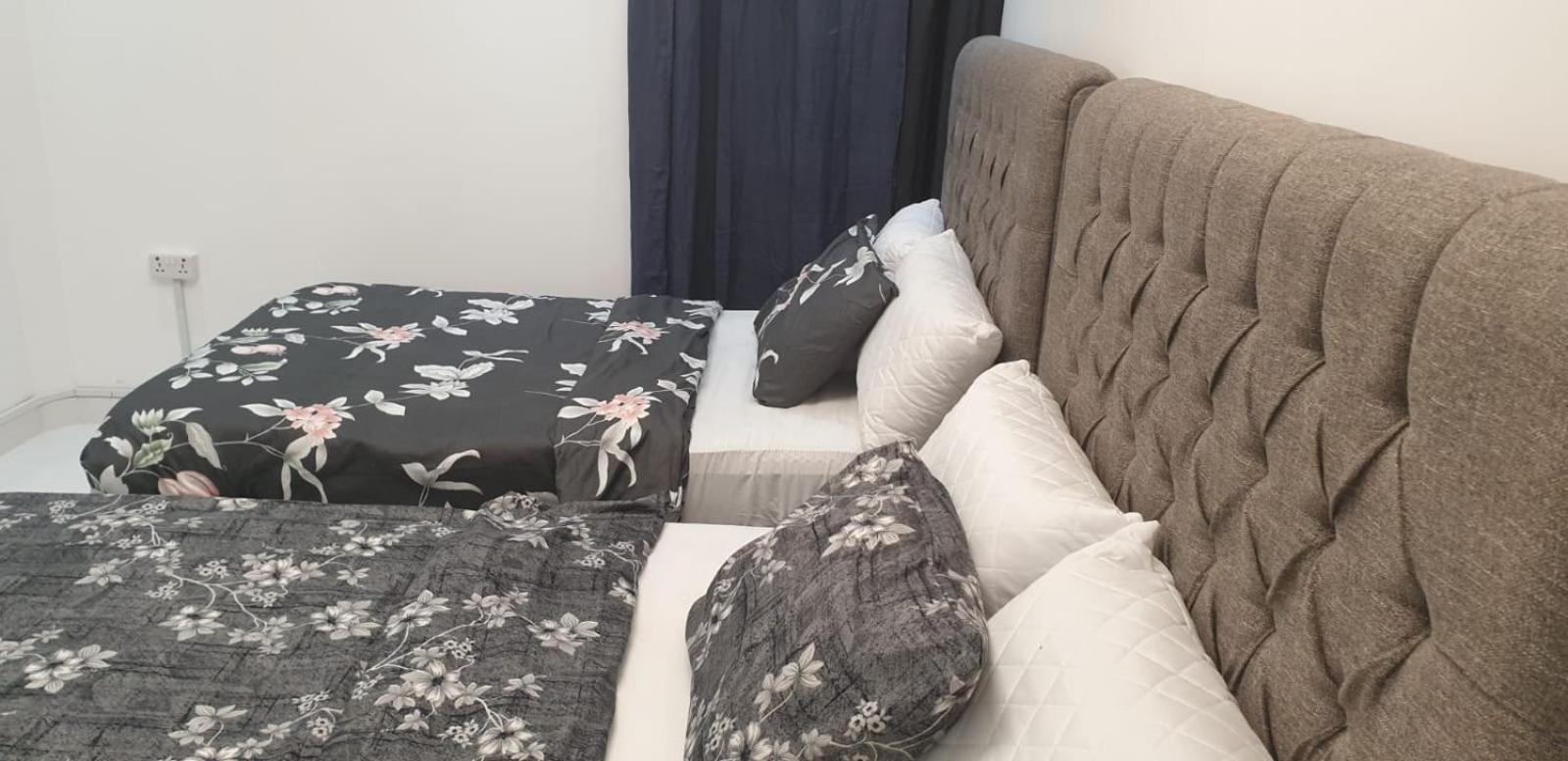 International Abu-Dhabi Hostel Villa Abu Dhabi Ngoại thất bức ảnh